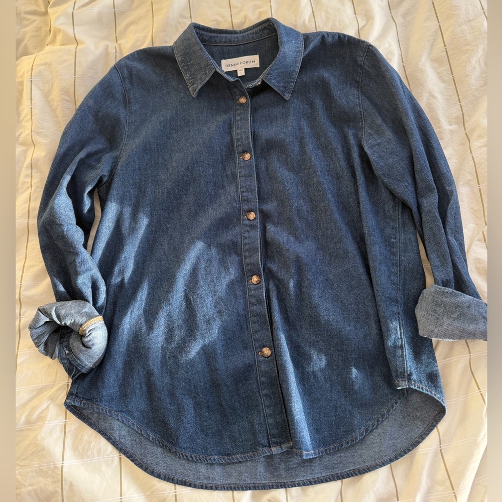 Aritzia denim forum comfy denim shirt